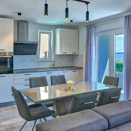 度假居 Futura 扎达尔